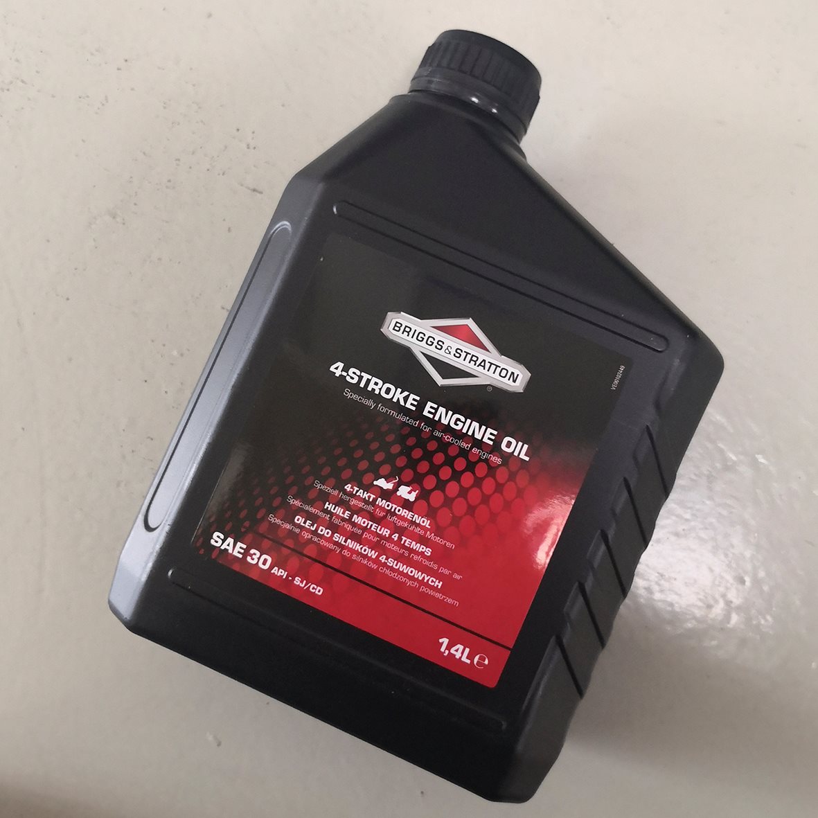 Briggs & Stratton 4 Stroke Engine Oil